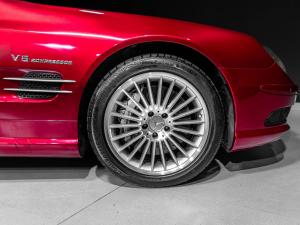 Mercedes-Benz SL 55 AMG - Image 12