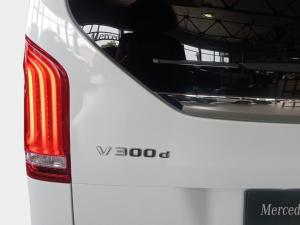 Mercedes-Benz V-Class V300d Exclusive - Image 20