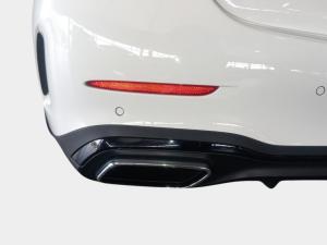 Mercedes-Benz C-Class C220d Avantgarde - Image 17