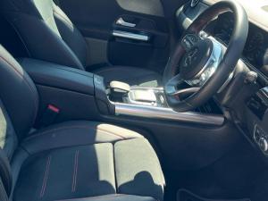 Mercedes-Benz EQA EQA250 Progressive - Image 20