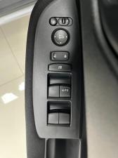 Honda Amaze 1.2 Comfort manual - Image 12