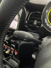 MINI Hatch Cooper SE Hatch 3-door - Image 15