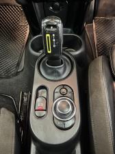 MINI Hatch Cooper SE Hatch 3-door - Image 22