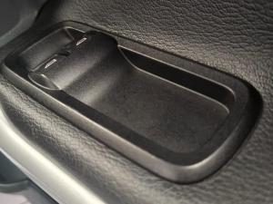 Ford Fiesta 1.4 5-door Ambiente - Image 10