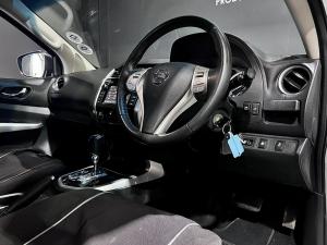 Nissan Navara 2.3D double cab SE auto - Image 13