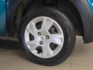 Renault Kwid 1.0 Techno manual - Image 14