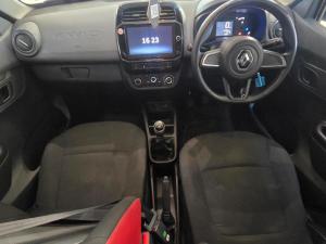 Renault Kwid 1.0 Techno manual - Image 9