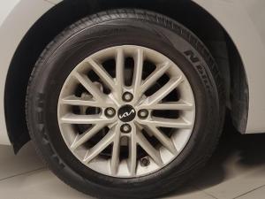 Kia Rio hatch 1.2 LS - Image 14