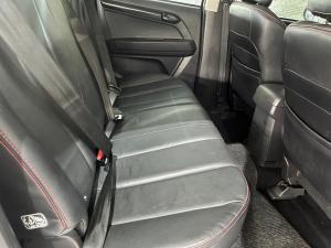Isuzu D-Max 300 3.0TD double cab X-Rider - Image 8