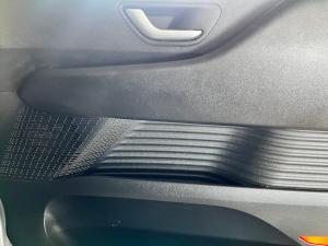 Hyundai Staria 2.2D Executive 9-seater - Image 7