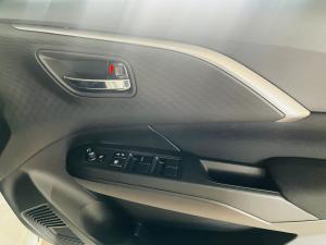 Suzuki Swift 1.2 GL - Image 5