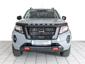 Nissan Navara 2.5DDTi double cab Pro-4X 4x4 - Image 2