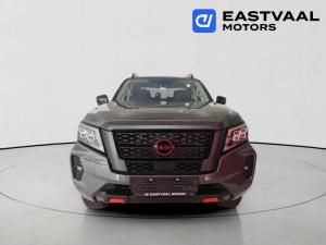 Nissan Navara 2.5DDTi double cab Pro-4X 4x4 - Image 2