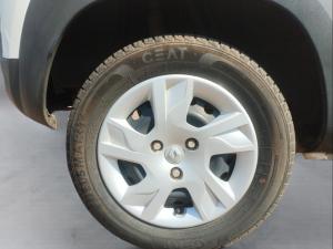 Renault Kwid 1.0 Techno auto - Image 11