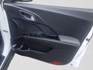 Mahindra XUV 3XO 1.2T AX5L - Image 19