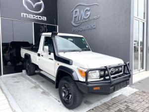 Toyota Land Cruiser 79 4.0 V6 single cab - Image 1