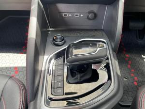 L D V T60 2.0D Bi-Turbo double cab Max Luxe 4x4 auto - Image 19