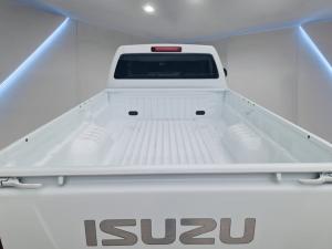 Isuzu D-Max Gen 6 250c single cab Fleetside - Image 5