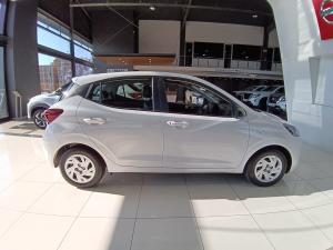 Hyundai Grand i10 1.0 Premium hatch - Image 8