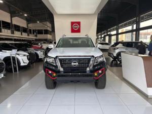 Nissan Navara 2.5DDTi double cab LE - Image 2