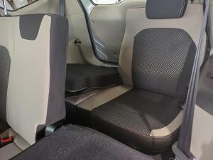 Renault Triber 1.0 Prestige - Image 16