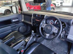 Toyota FJ Cruiser FJ Cruiser - Image 8