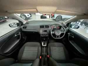 Volkswagen Polo Vivo hatch 1.6 Comfortline auto - Image 9