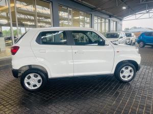 Suzuki S-Presso 1.0 GL manual - Image 8