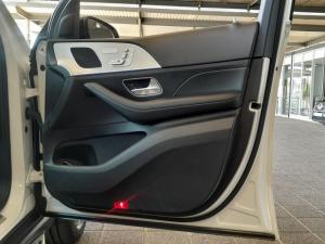 Mercedes-Benz GLE GLE300d 4Matic - Image 9