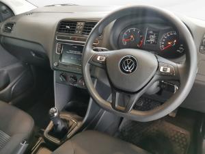 Volkswagen Polo Vivo hatch 1.4 Comfortline - Image 13