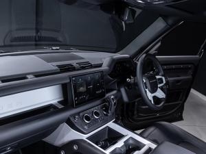 Land Rover Defender 110 D350 X-Dynamic HSE - Image 14