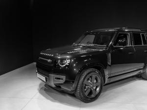 Land Rover Defender 110 D350 X-Dynamic HSE - Image 3