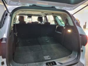 Ford Everest 3.2TDCi 4WD Limited - Image 11