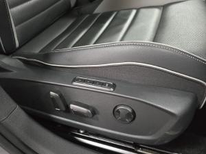 Volkswagen Golf 1.4TSI R-Line Plus - Image 17