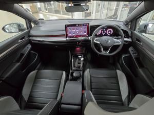 Volkswagen Golf 1.4TSI R-Line Plus - Image 19