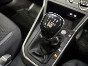 Volkswagen Polo hatch 1.0TSI Life manual - Image 9