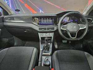 Volkswagen Polo hatch 1.0TSI Life auto - Image 13