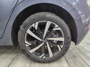 Volkswagen Polo hatch 1.0TSI Life auto - Image 7