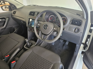 Volkswagen Polo Vivo hatch 1.4 - Image 5