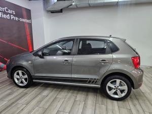 Volkswagen Polo Vivo hatch 1.6 Highline - Image 13