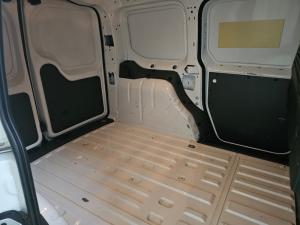 Volkswagen Caddy Cargo 1.6 panel van - Image 7
