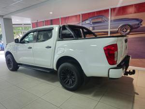 Nissan Navara 2.5DDTi double cab SE Plus manual - Image 5