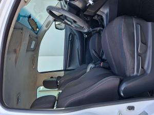 Isuzu D-Max 250 double cab Hi-Ride - Image 13