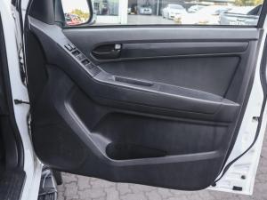 Isuzu D-Max 250 double cab Hi-Ride - Image 16