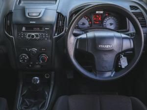 Isuzu D-Max 250 double cab Hi-Ride - Image 22