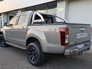 Isuzu D-Max 300 3.0TD double cab 4x4 LX auto - Image 5