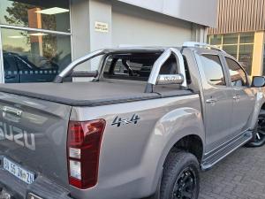 Isuzu D-Max 300 3.0TD double cab 4x4 LX auto - Image 6