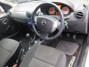 Nissan NP200 1.6i safety pack (aircon) - Image 8