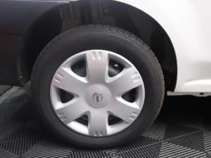 Nissan NP200 1.6i safety pack (aircon) - Image 7