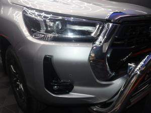 Toyota Hilux 2.8GD-6 double cab Raider auto - Image 6